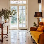 Weranda Apartment